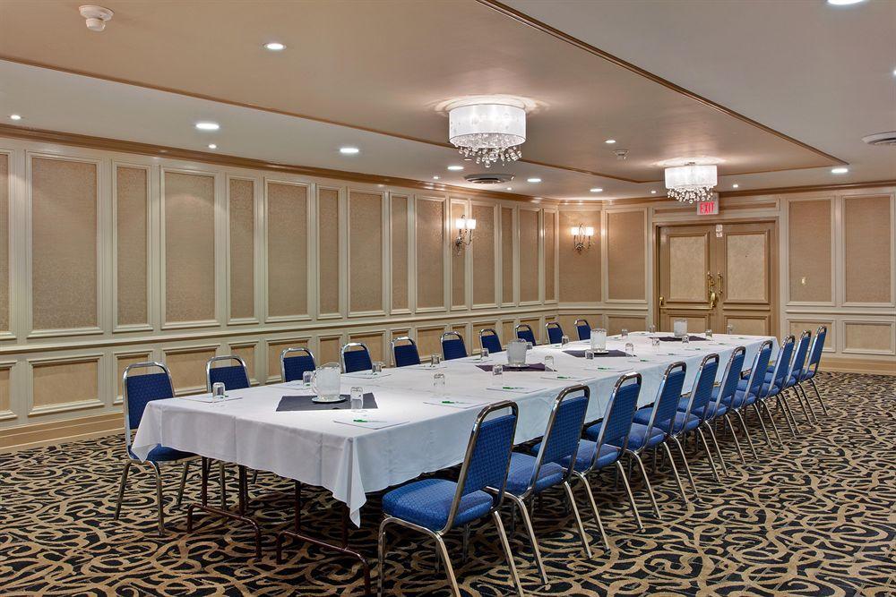 Holiday Inn Sudbury By Ihg Restaurante foto
