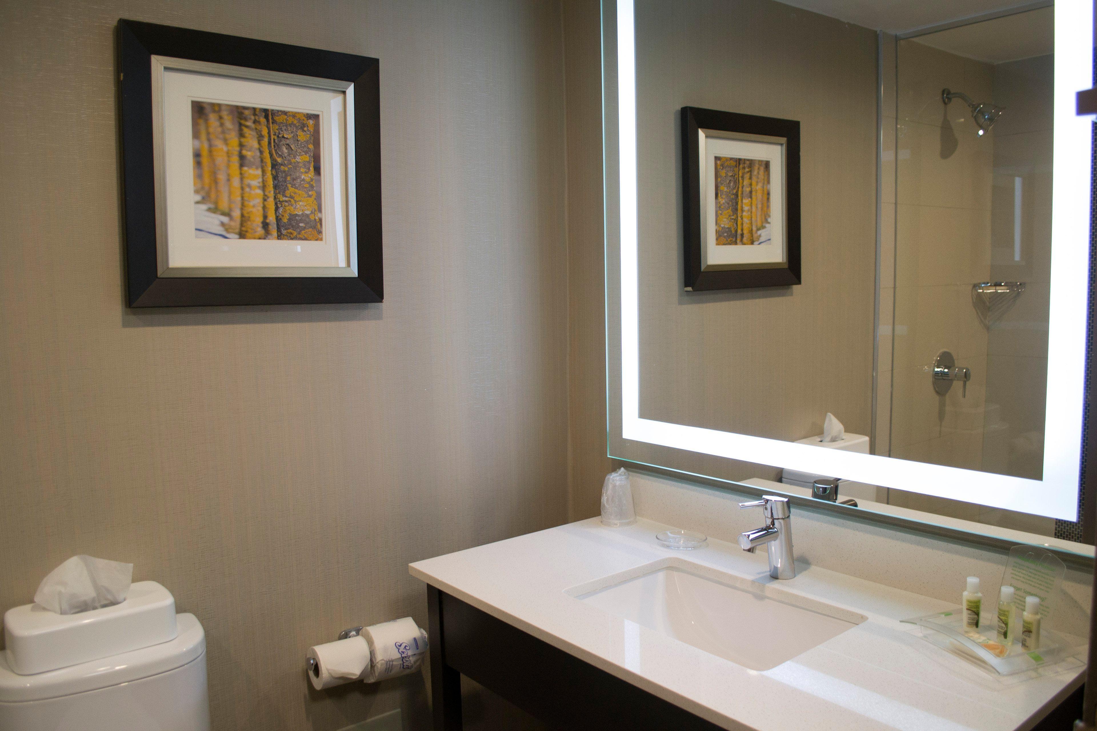 Holiday Inn Sudbury By Ihg Exterior foto