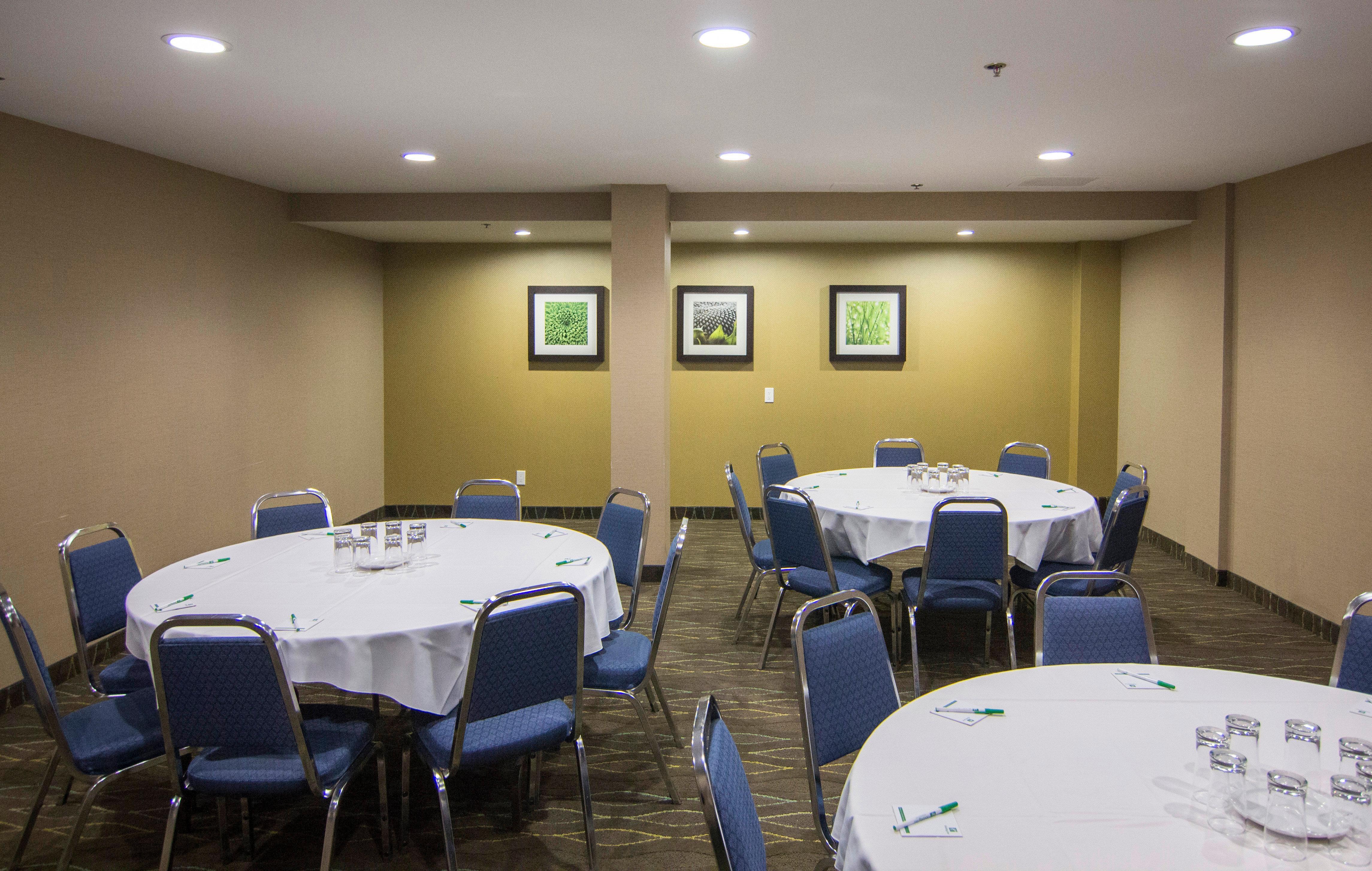 Holiday Inn Sudbury By Ihg Exterior foto