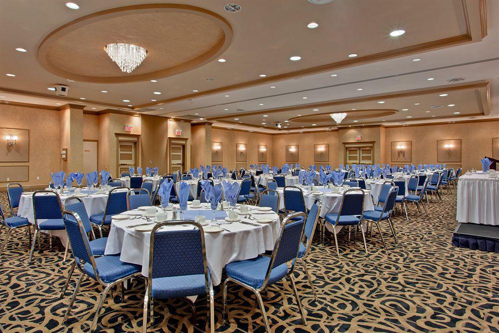Holiday Inn Sudbury By Ihg Restaurante foto